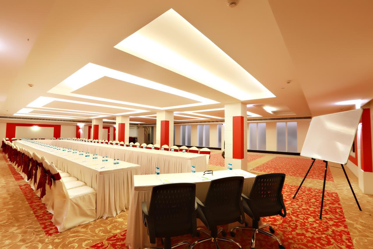 Hotel Patliputra Continental Патна Екстер'єр фото